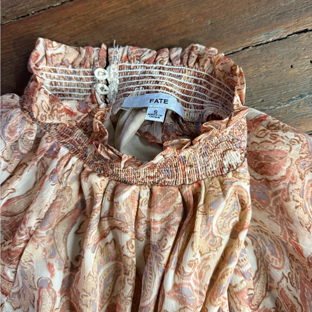 Fate Paisley Print Boho Tiered Ruffle Mock Neck Mini Dress Sz Small 🧡🍄 Brown - Image 9