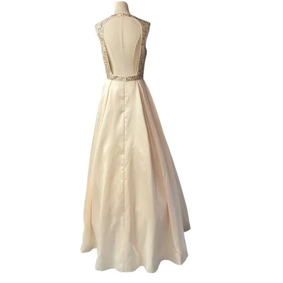 Mac Duggal Candlight Embellished Wedding Prom Gala Formal Classic Gown Size 10 - Image 7