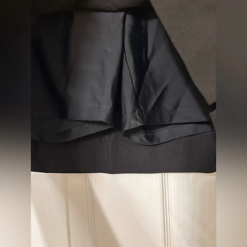 Black Mini Skort. Size M. Size M - Image 4