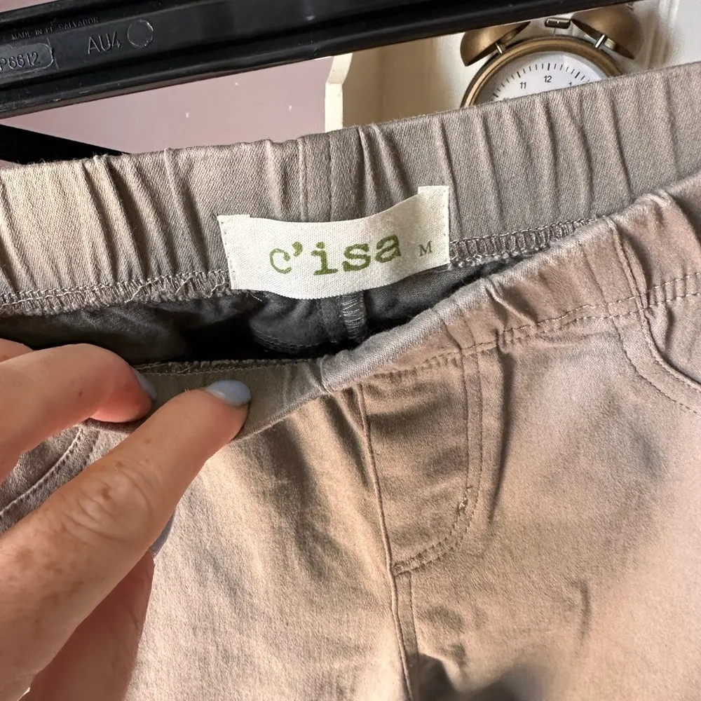 Lizard Thicket NWT  c’isa Gray Moto Stretch Pant Medium - Image 5