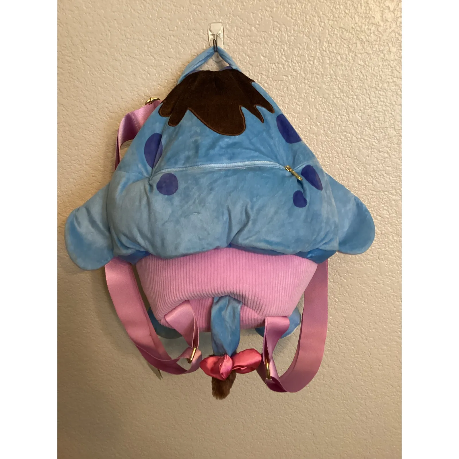 NWT Disney Parks Munchlings Eeyore Blueberry Muffin Baked Treats Collection Bag - Image 3