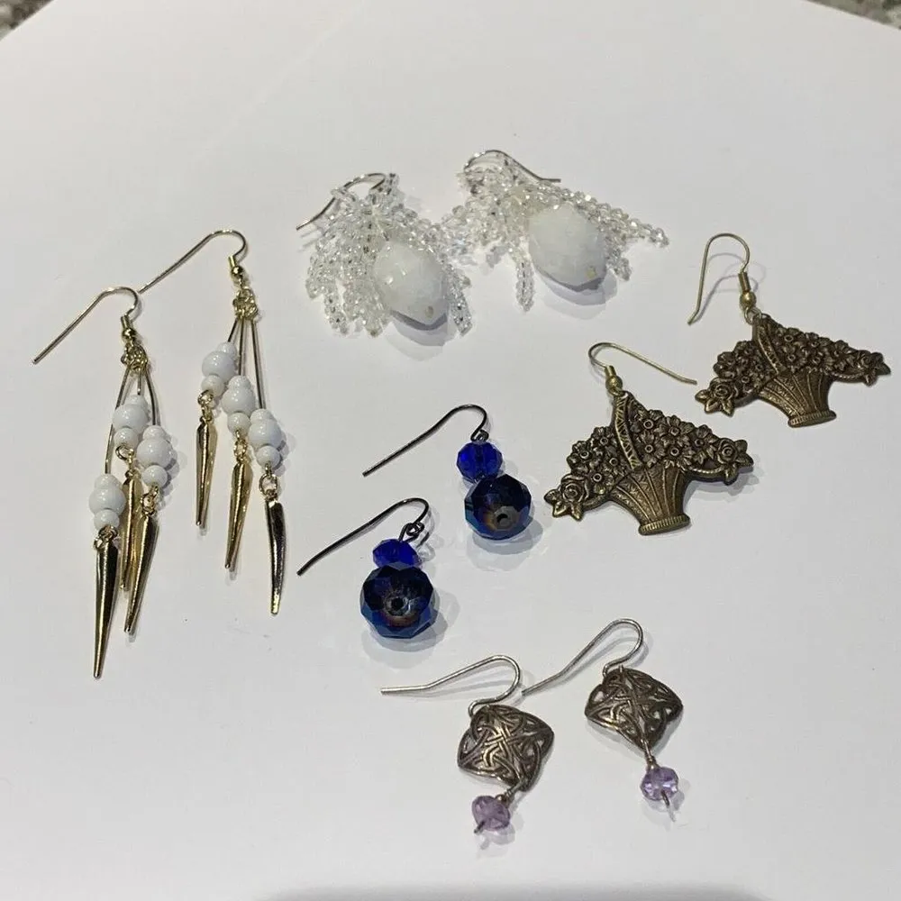 Lot Of 5 Pretty Costume Vintage - Image 2