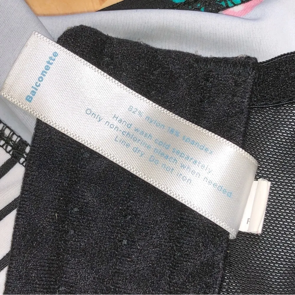 Swim By Cacique Black and Red Bikini Top Cherry Print Size 44DD - Image 6