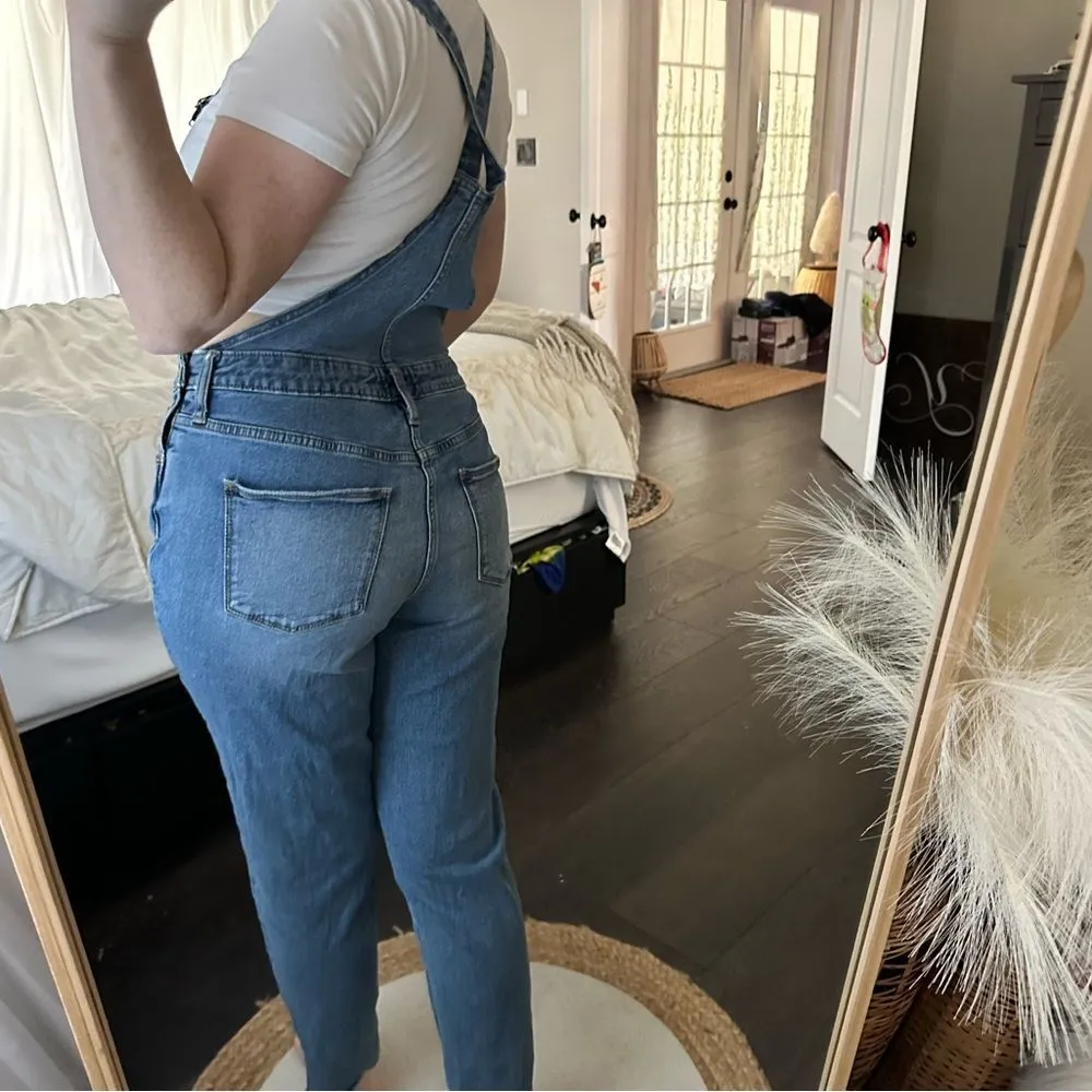 Universal Threads Universal Thread Women’s 4 Denim Overalls - Image 3