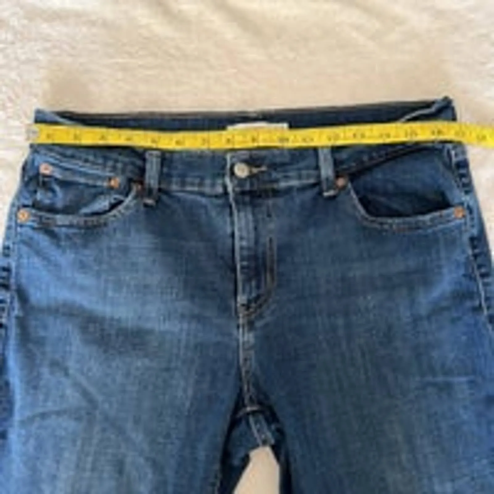 Levi Strauss Women’s Mid Rise Boyfriend Denim‎ Medium Wash Jeans Size 31 - Image 5