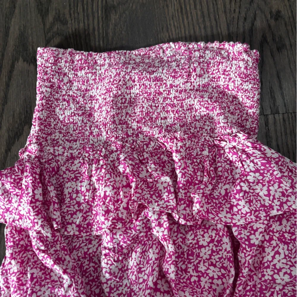 Skylar and Maddison pink floral skirt - Image 4