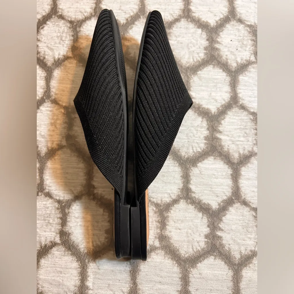 Journee Collection Textured Black Mules 8 Ribbed stretch material - Image 5