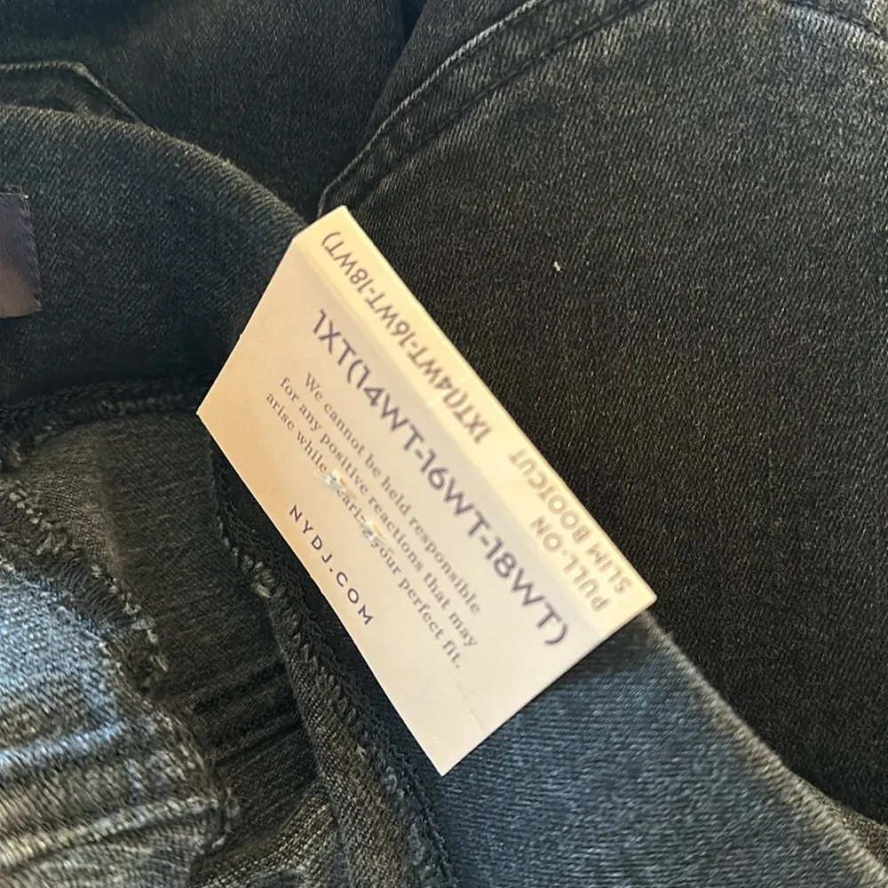 NWT NYDJ Pull-On Slim Bootcut Jeans In Color Trinity Black SZ-1XT - Image 6