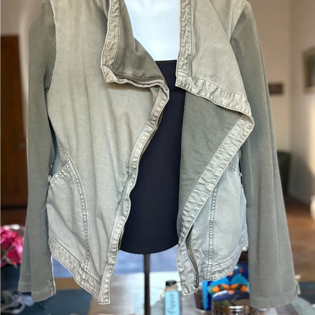 Women's Utility Jacket in Olive Green by Marrakesh from Anthropologie Size M - Image 3