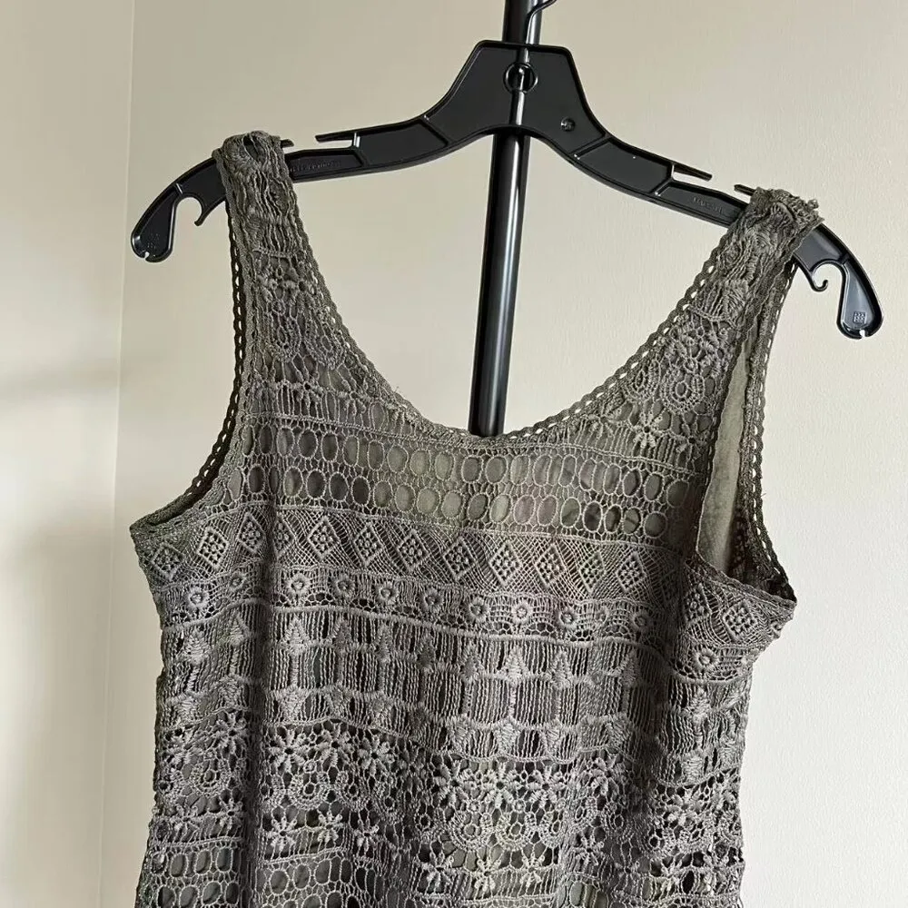 NWOT HM Dainty Womens Pencil Dress Size 8 Khaki Green Floral Lace Sleeveless - Image 2