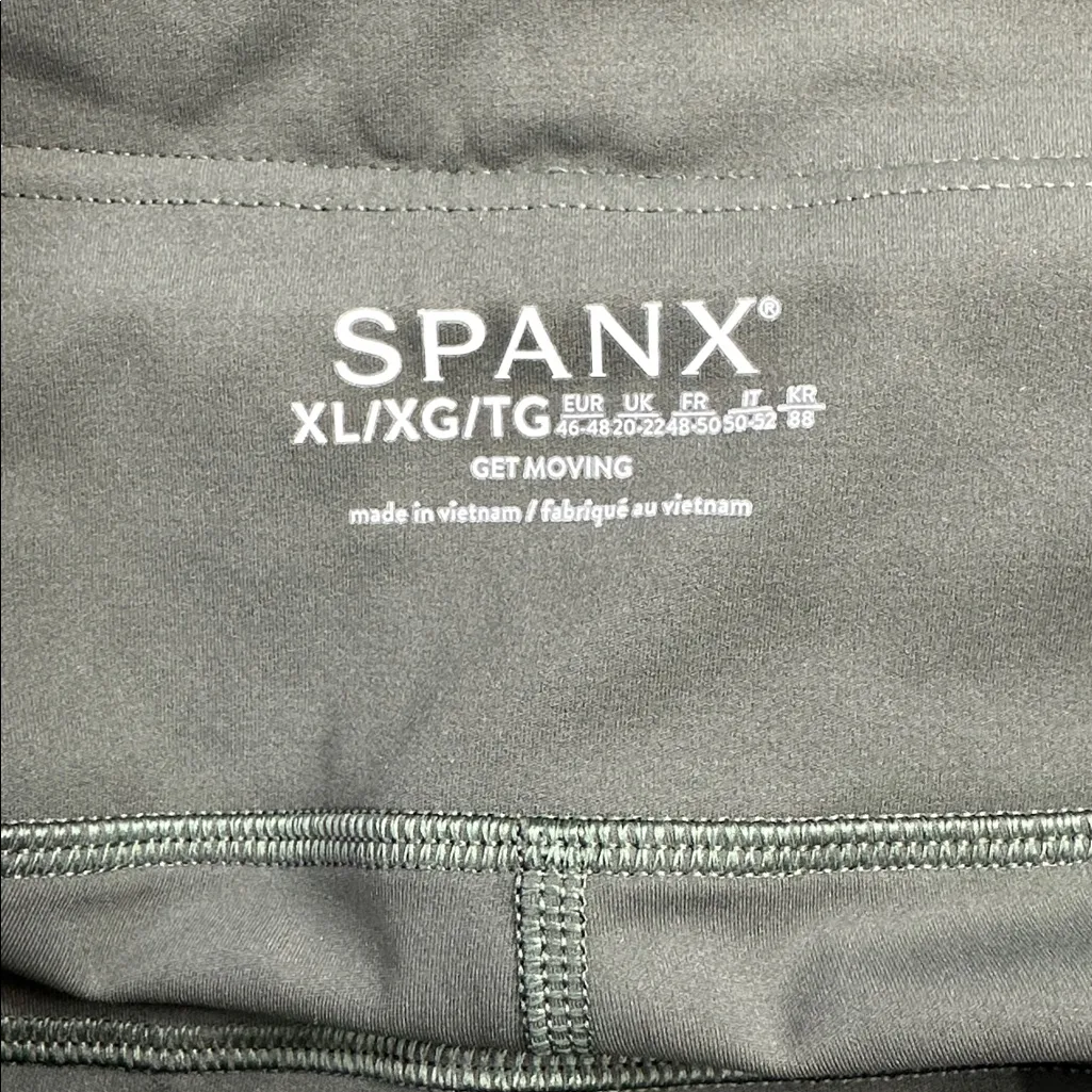 Spanx  Pleated Skirt NWT - Image 3