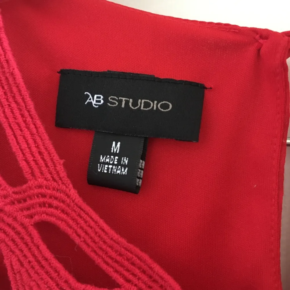AB Studio FINAL MARKDOWN Ladies’  Top (M) - Image 3
