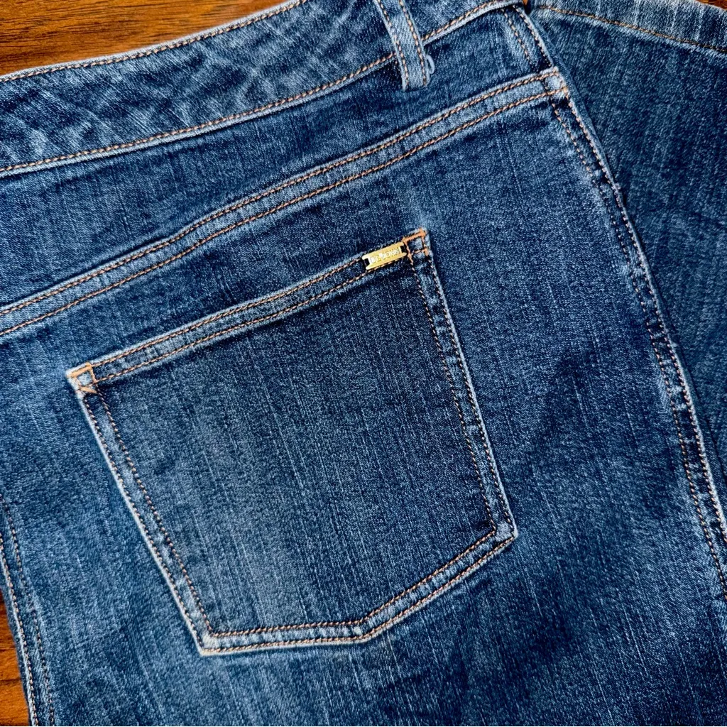 💖 St. John Blue Cropped Jeans - Image 2