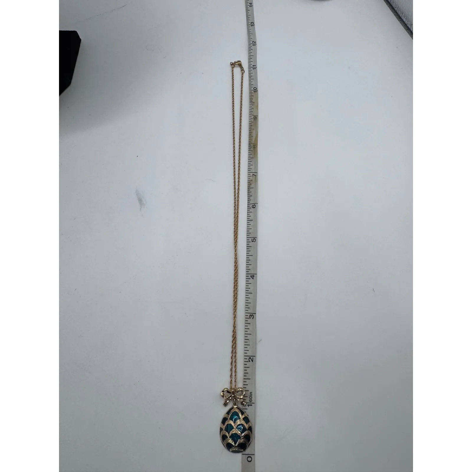 Vintage Blue Enamel Egg Pendant Necklace Bow Detail Gold Tone Chain 18" Green - Image 8