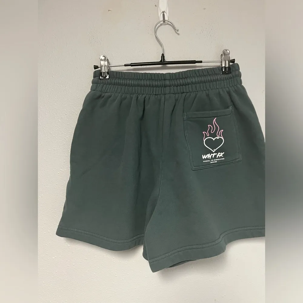 Womens White Fox SweatShorts Size small - Image 4