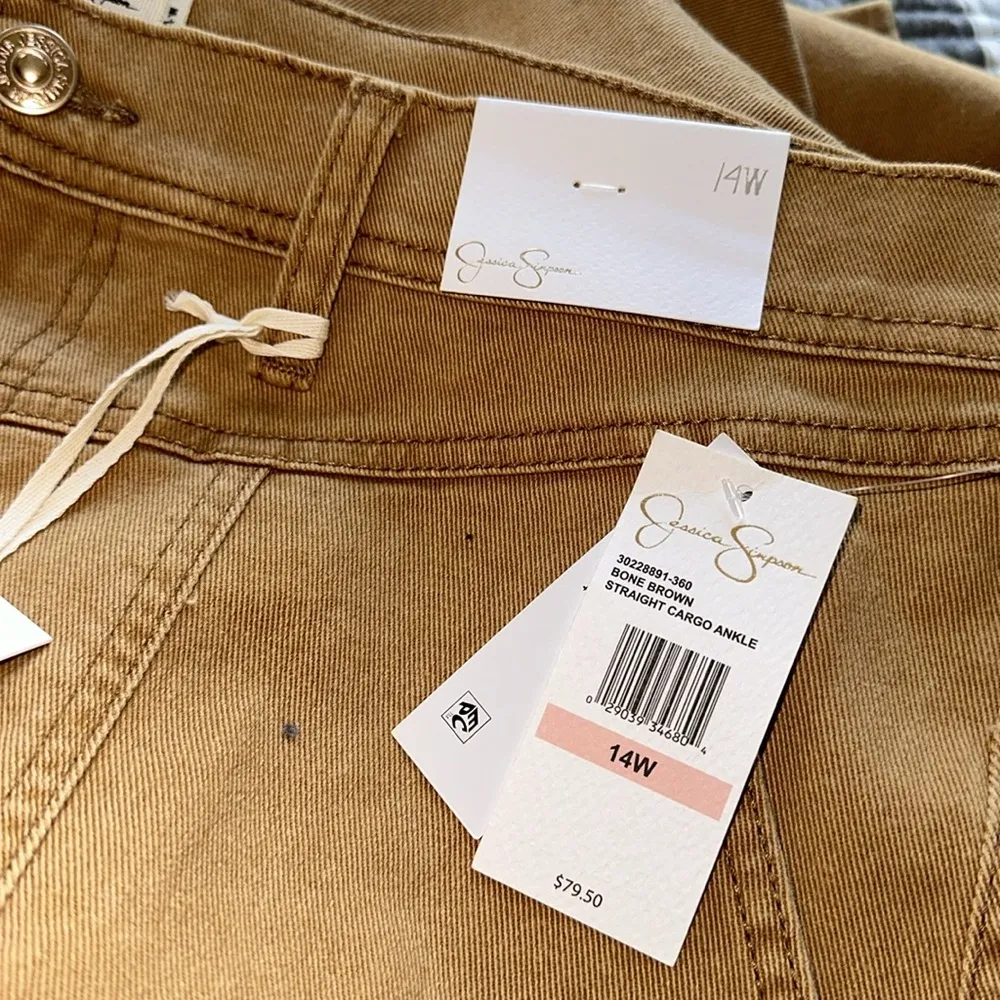 NWT Jessica Simpsons Straight Cargo Ankle in Bone Brown SZ-14W - Image 5