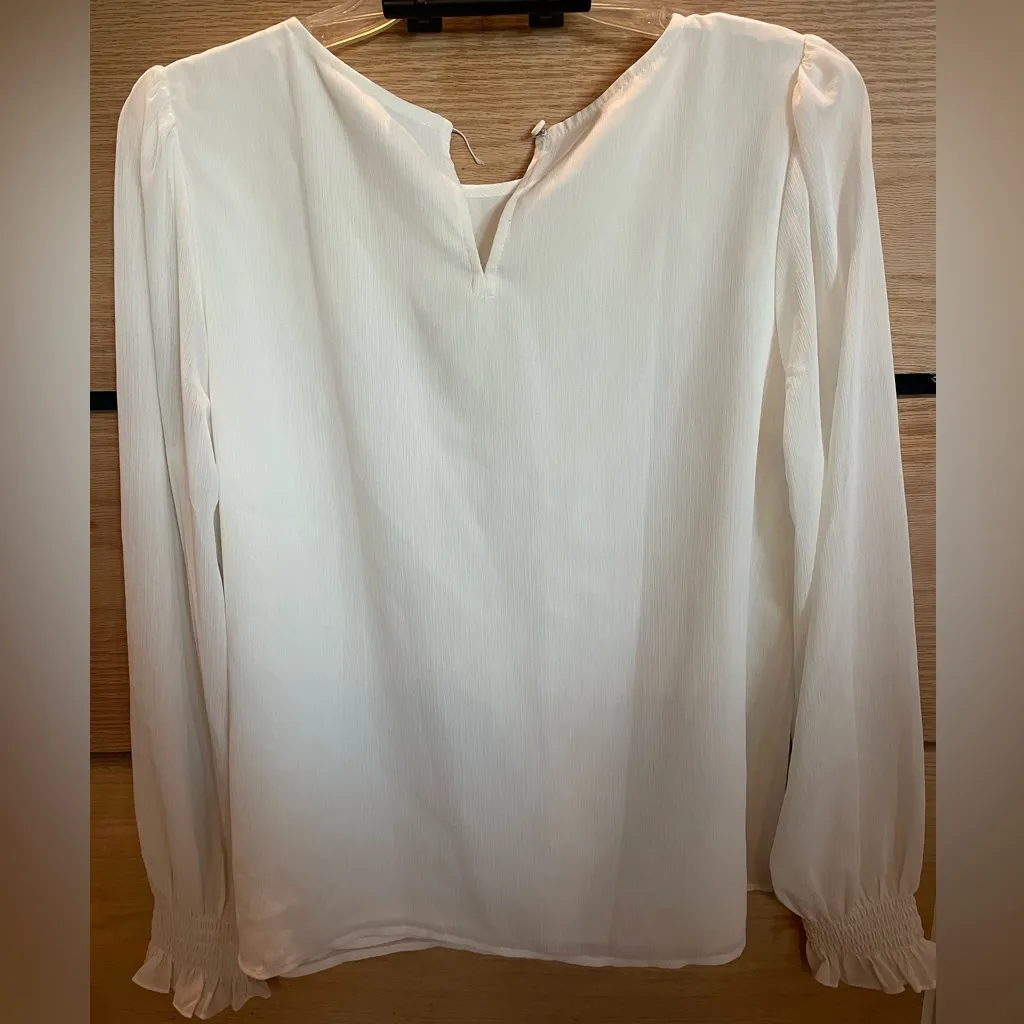 J.Crew Ivory Long Sleeve Blouse Smocked Cuffs Size Small - Image 5