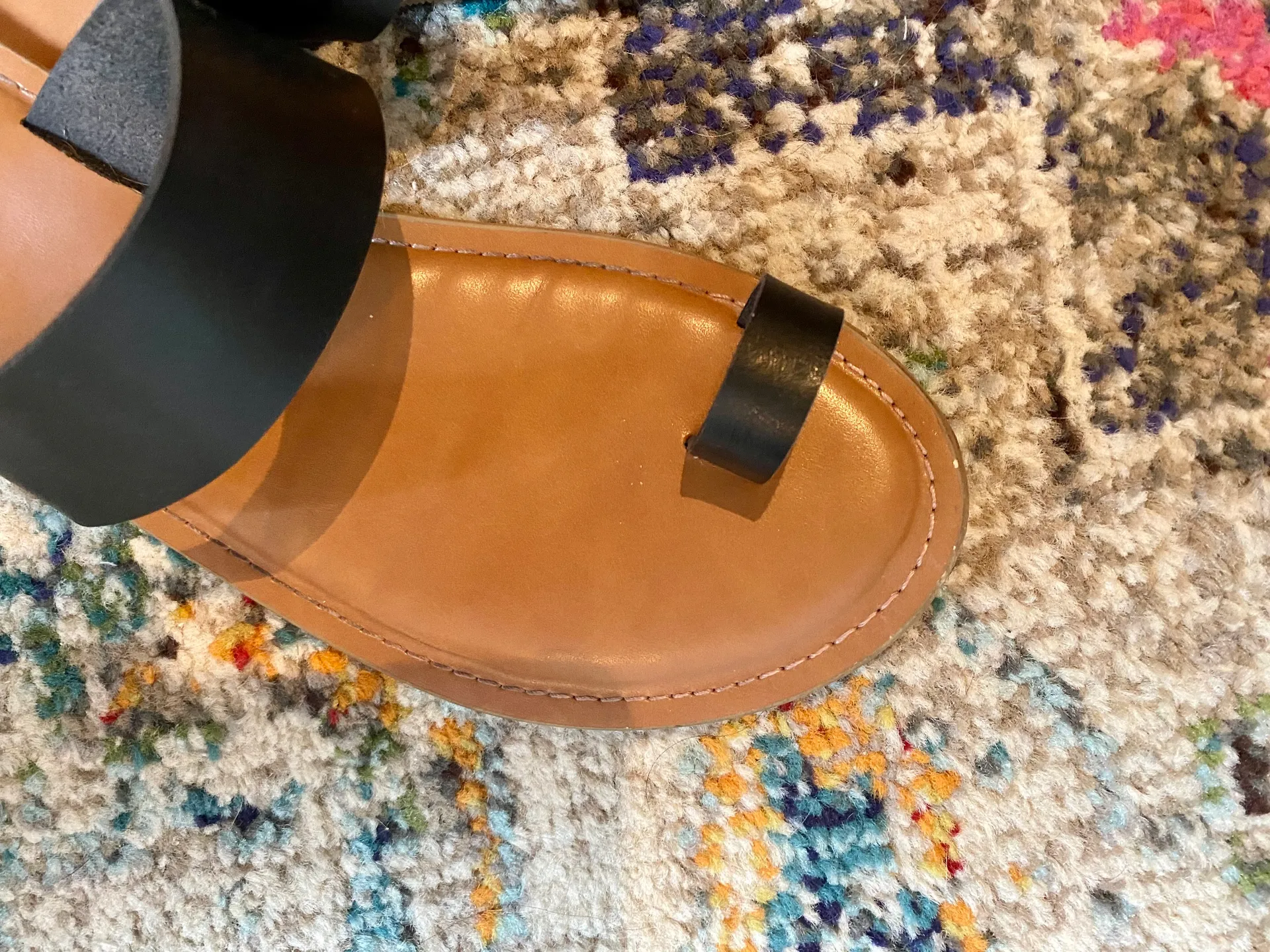 Universal Thread Sandals - Image 3