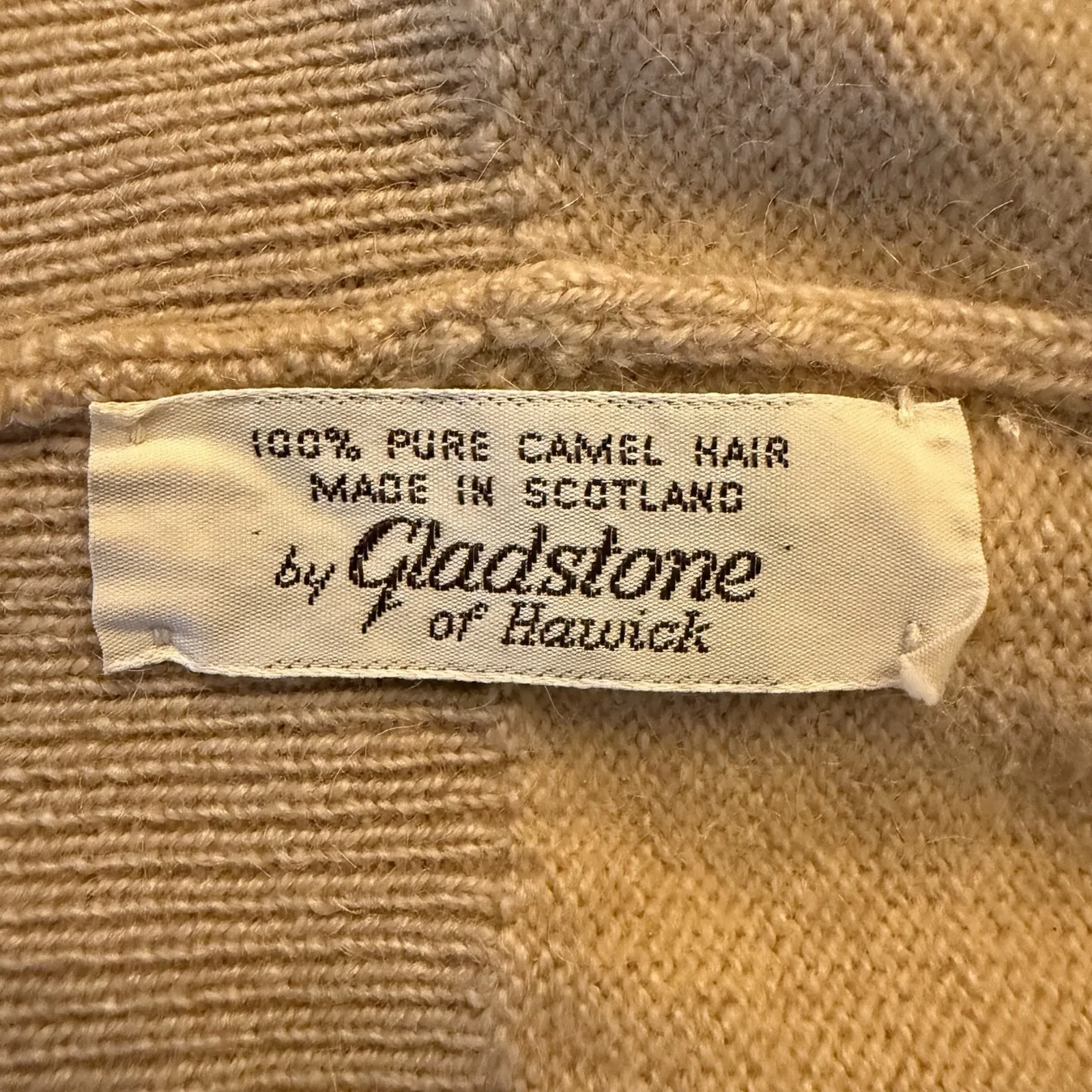 Vintage Gladstone Of Hawick Scotland M Sweater Vest Tunic 100% Pure Camel Hair Size M - Image 10
