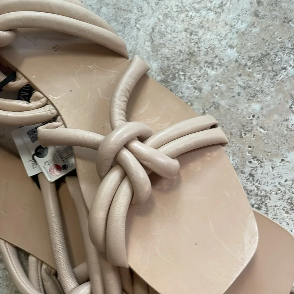 Zara Tubular Knot Strap Flat Leather Sandals - Image 9