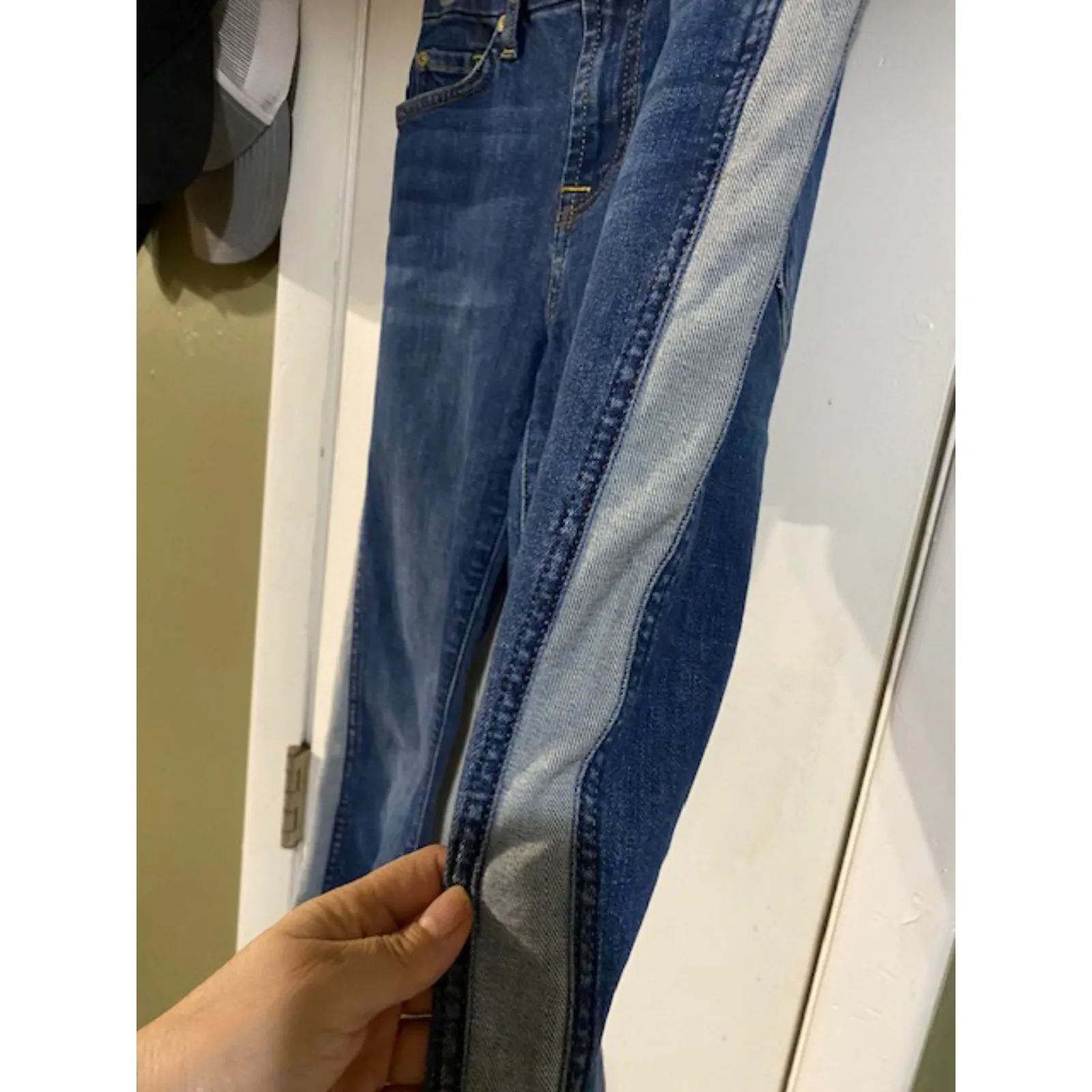 7 for all Mankind Jeans (28) - Image 5