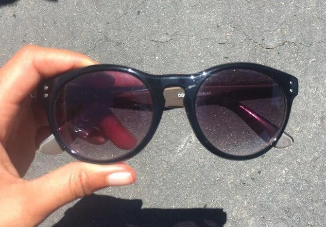 Rounded Sunglasses - Image 2