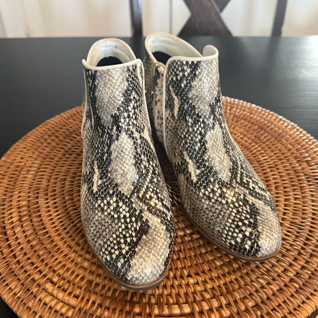 Blondo Black and White Snakeskin Ankle Booties waterproof - Image 2