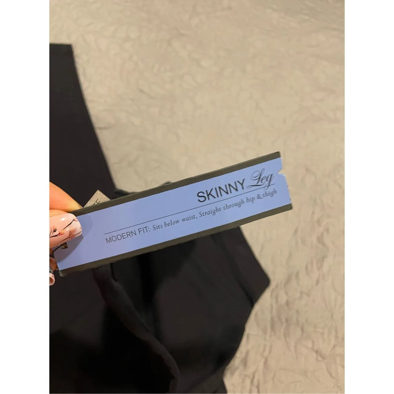 Apt. 9  Black Skinny Pull On Pants 6 Petite Modern Fit New - Image 3