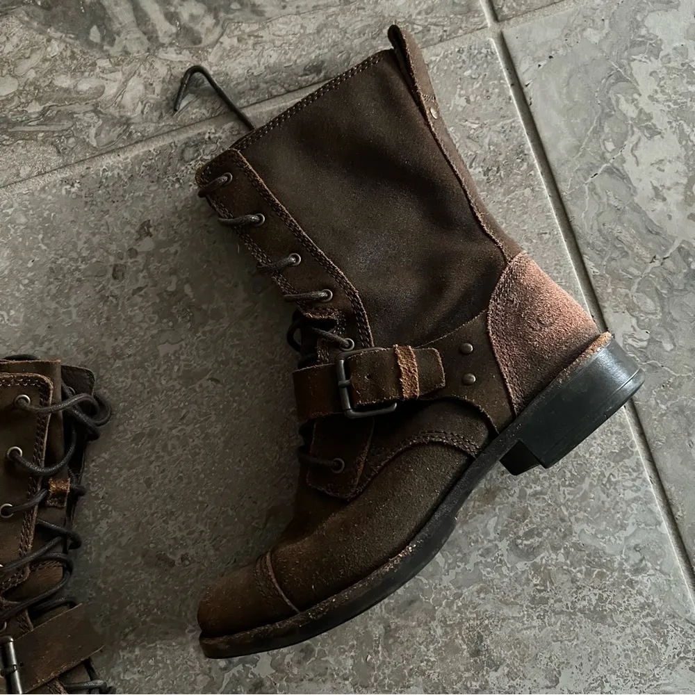 UGG Australia Marela Dark Lace-Up Leather Booties, Chestnut Size 7 Retail $225 - Image 13