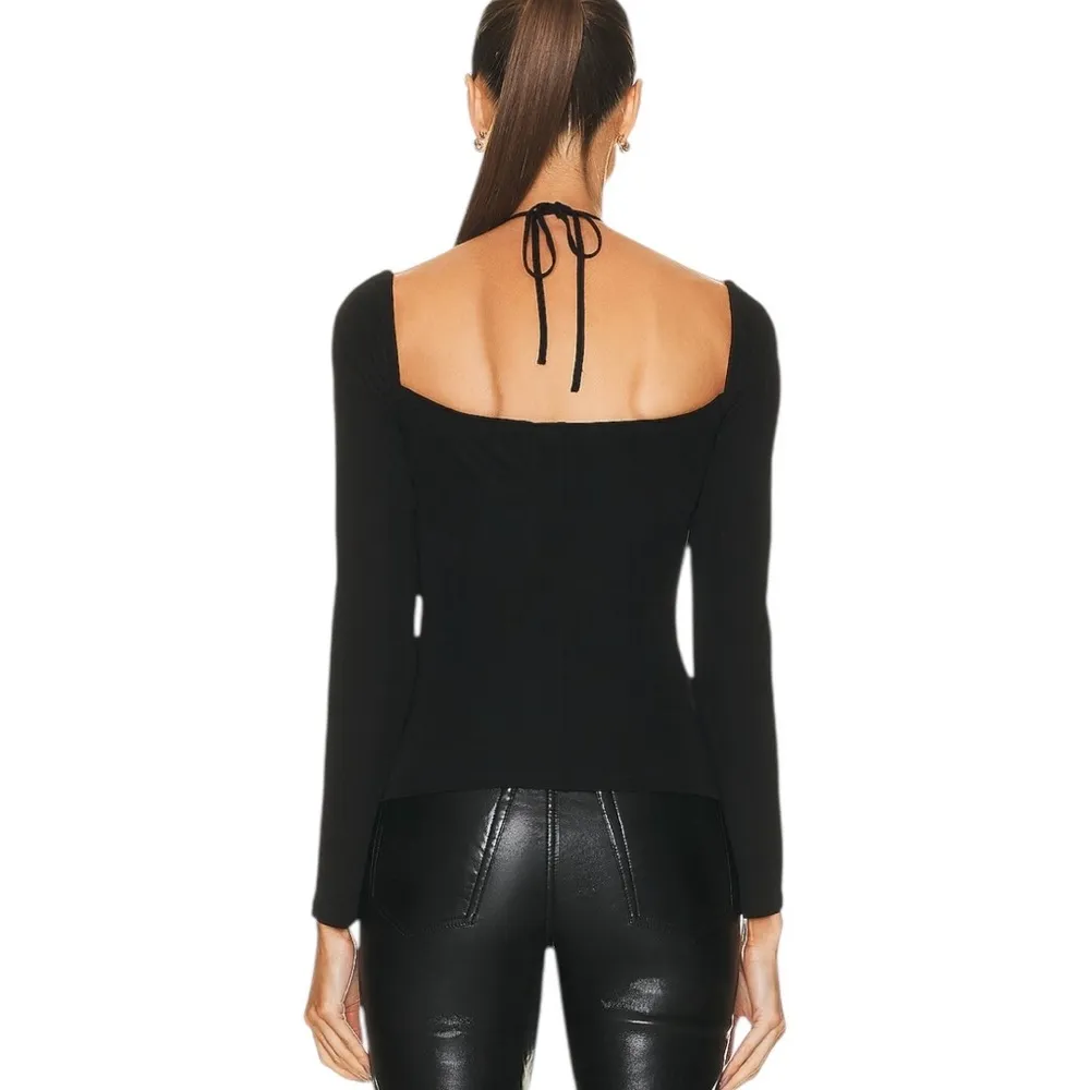 Frame Strappy Knit Top in Noir - Image 10