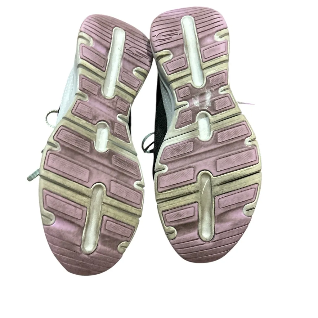 Skechers Women's Arch Fit Comfy Wave Lightweight Walking Shoes - Image 5