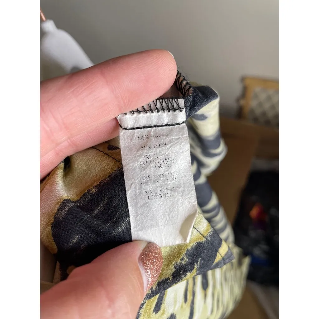 Show Me Your Mumu Carter Tunic Size Small V-neckline Animal Print Leopard Sz S - Image 5