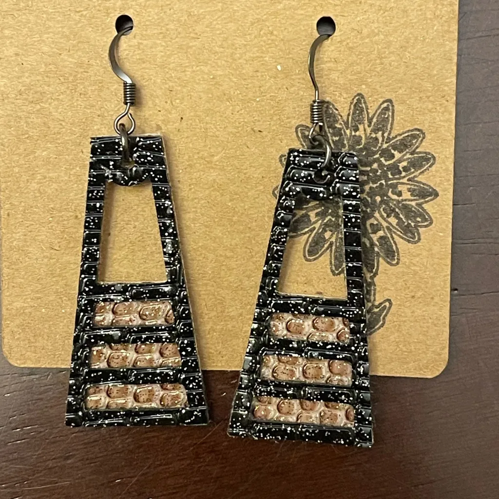 Faux Leather black and brown earrings - Image 6