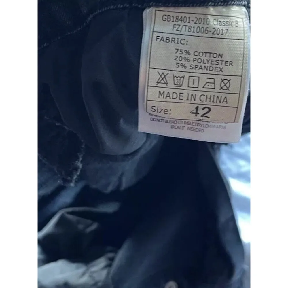 Vintage Balmain Paris Women’s Ribbed Knees Distressed Black Shorts Jeans Size 42 - Image 13