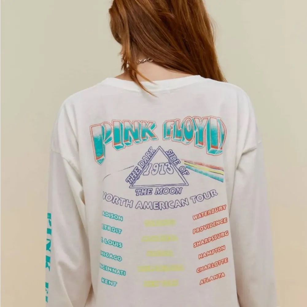 Daydreamer NWT Pink Floyd 1973 Graphic long sleeve Tee - Image 3