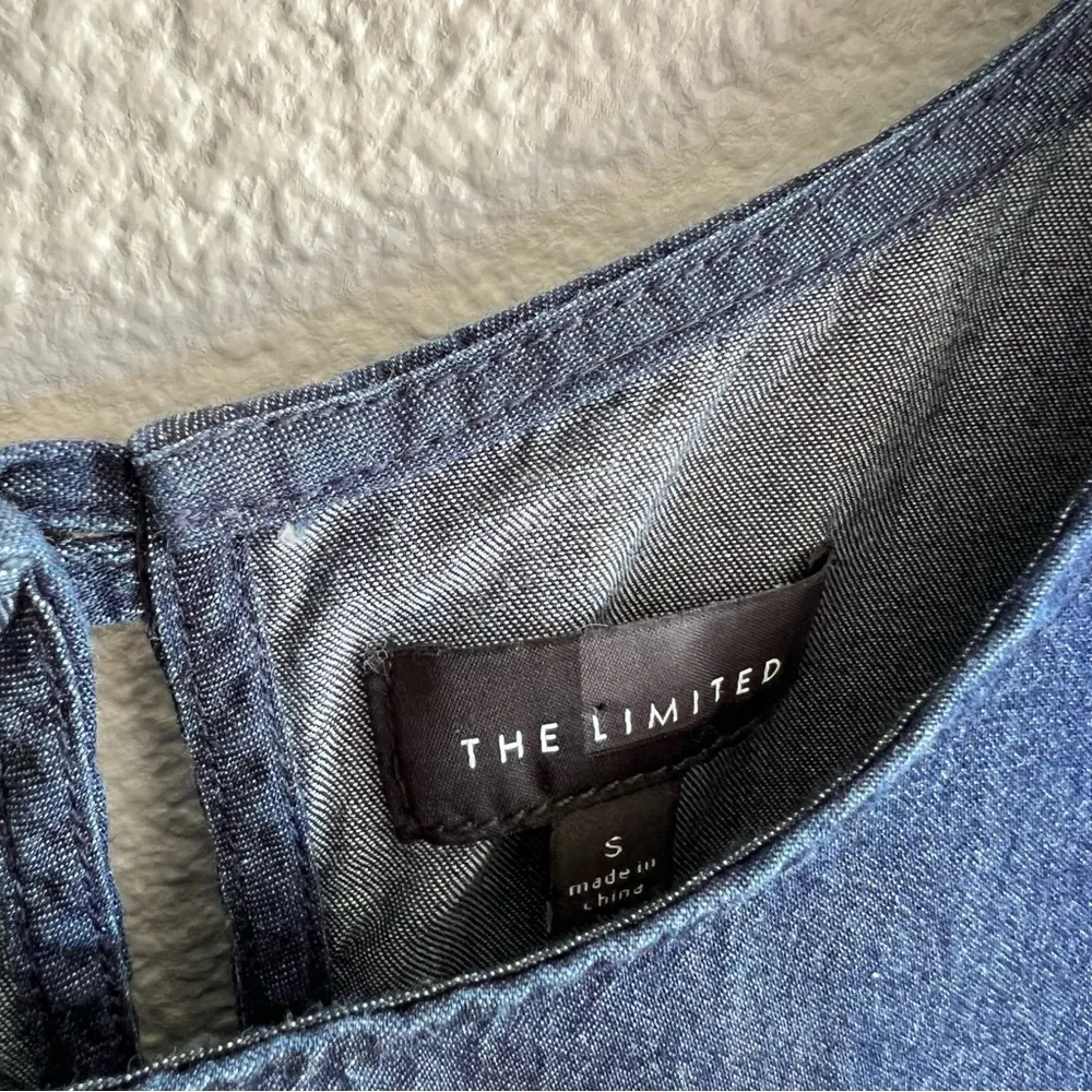 The Limited Sleeveless High-Low Denim Cotton - Image 9