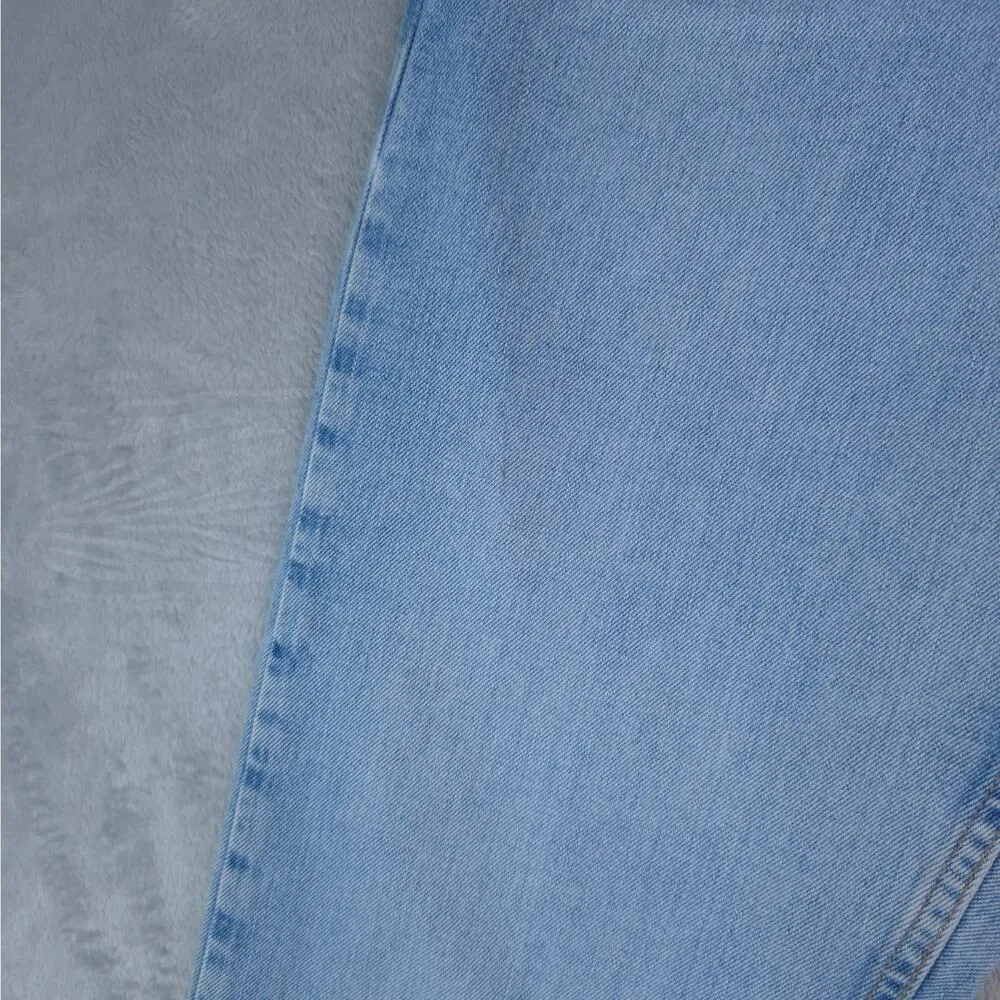 Eddie Bauer Denim Jeans Womens 6 Petite Button Fly Light Wash High Rise Cotton - Image 3