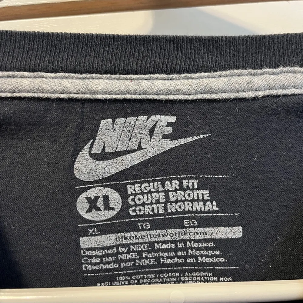 Vintage Nike Graphic T Shirt - Image 5