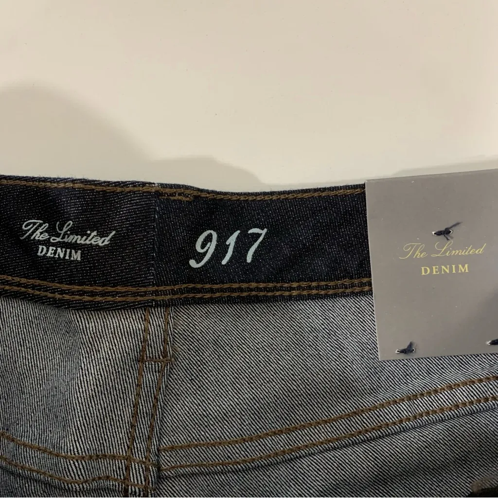 The Limited 917 Skinny Leg Blue Jeans - Size 12 Short - Image 5