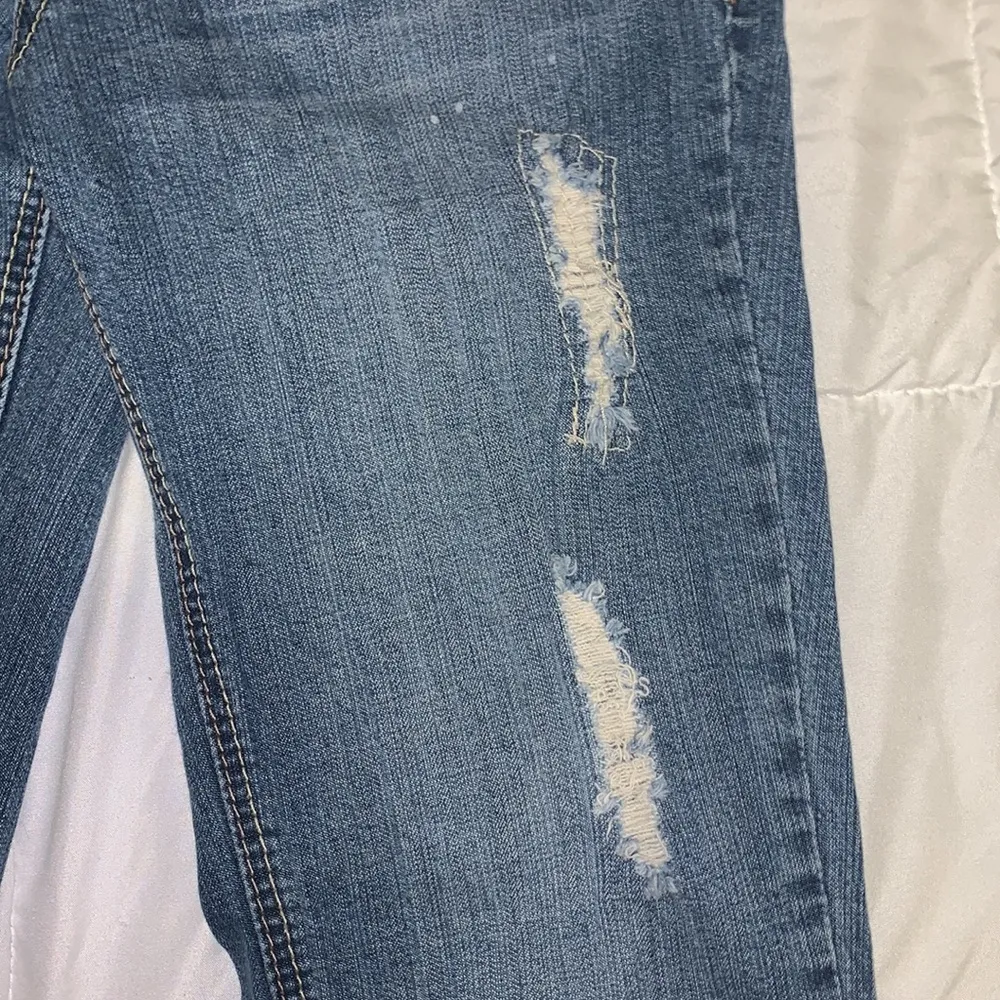 Distressed Denim Light-Wash Capris - Like New - Image 5