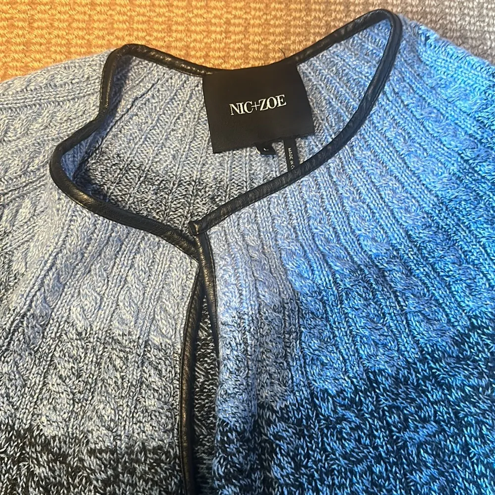 Nic & Zoe cotton blend sweater long cardigan Large L small hole piping - Image 2