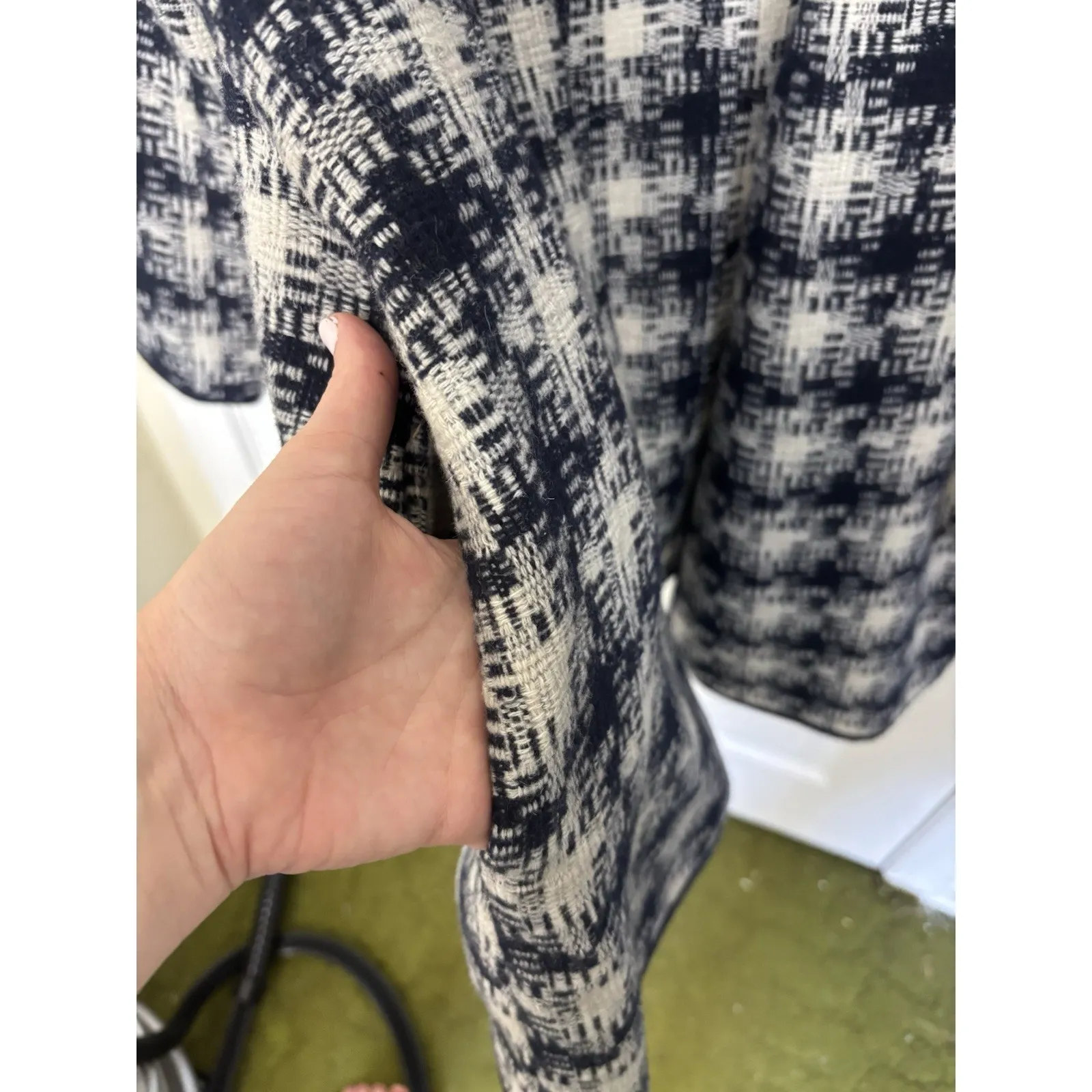 Old Navy Wool Blend Longline Cardigan Jacket Size XXL Navy Blue Houndstooth - Image 7