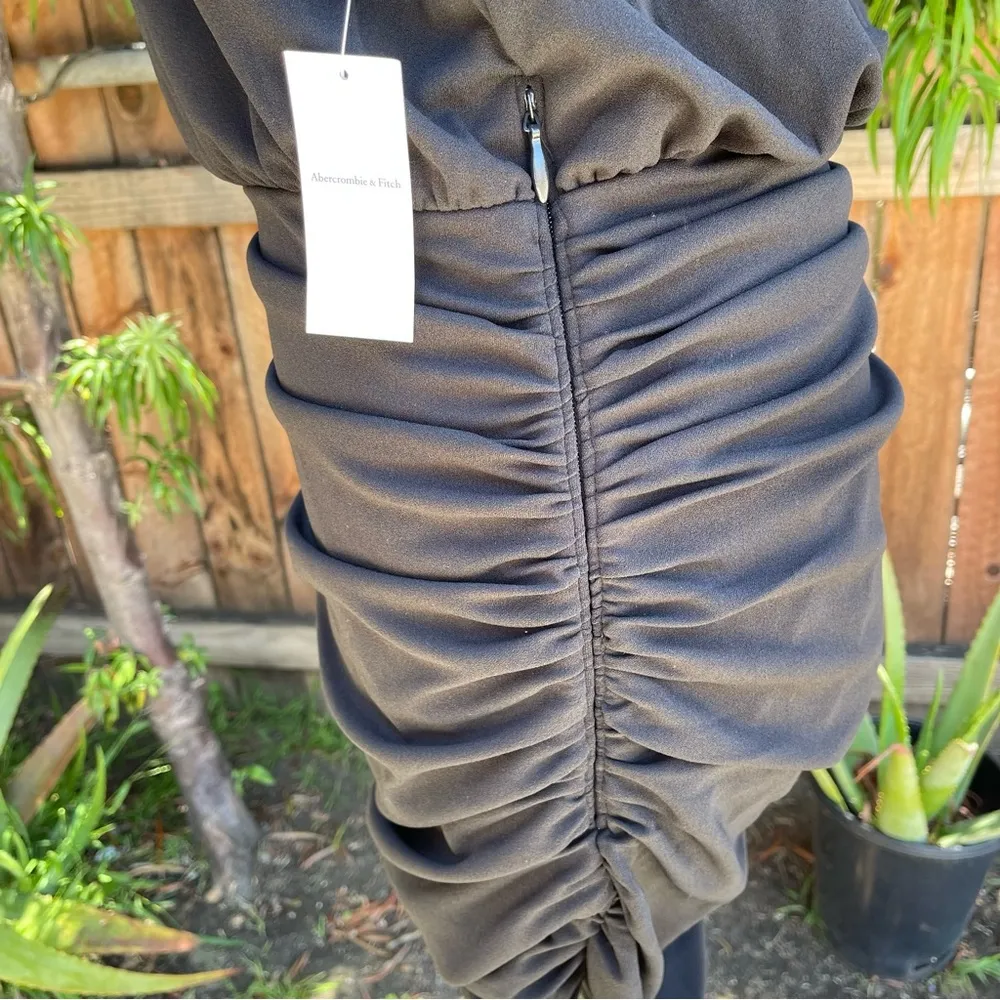 Abercrombie Ruched Knit Mini Dress size L - Image 9