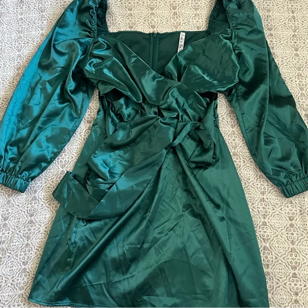 Lucy In The Sky Miley Puff Sleeve Wrap Dress In Hunter Green - Image 3