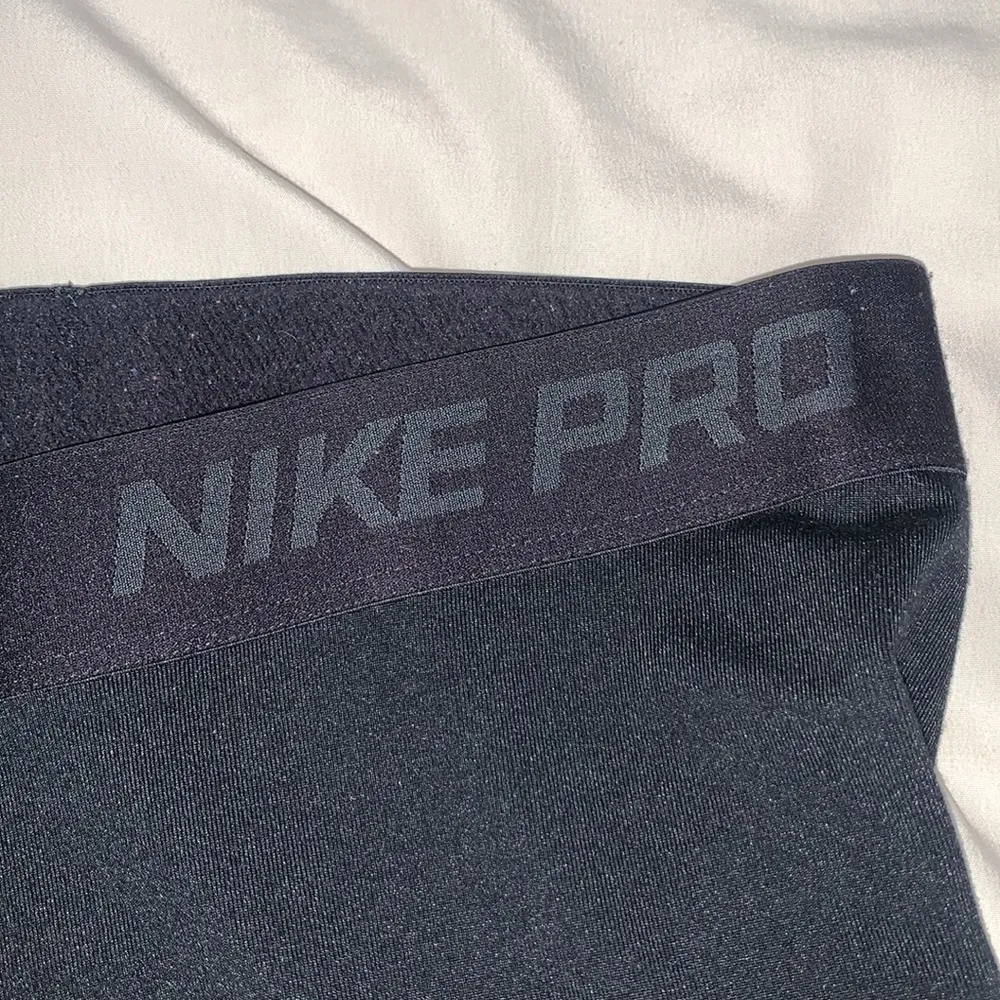 Nike Pro Dri-Fit leggings - Image 5