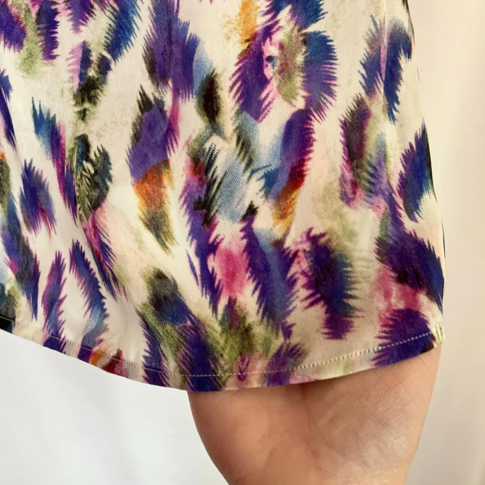 CAbi | Multi Color Feather Print Blouse 100% Polyester Womens Small - Image 5