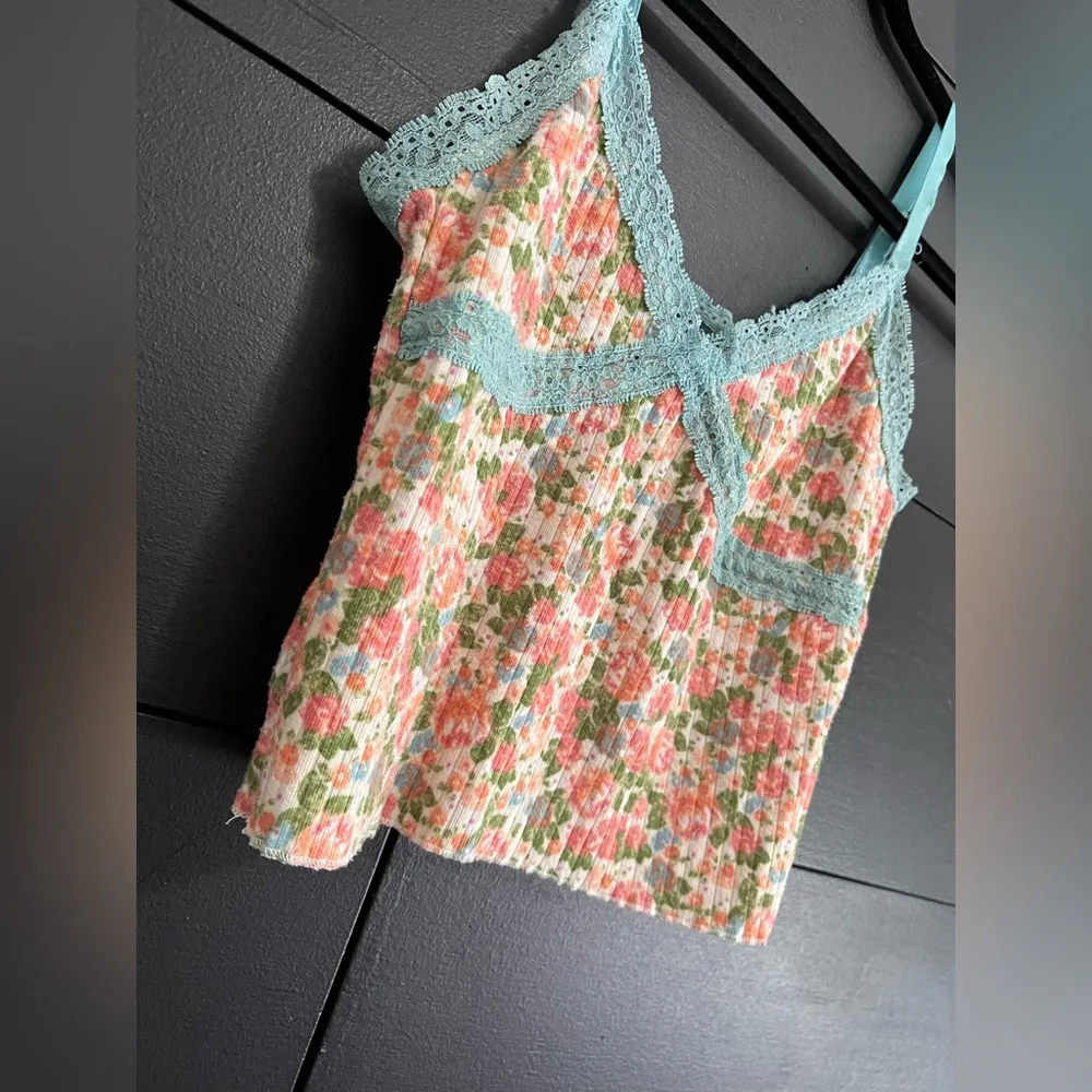 Vintage Lace Trim Floral Ribbed Tank Top Women’s Sz XS EUC Wild Fable - Image 2