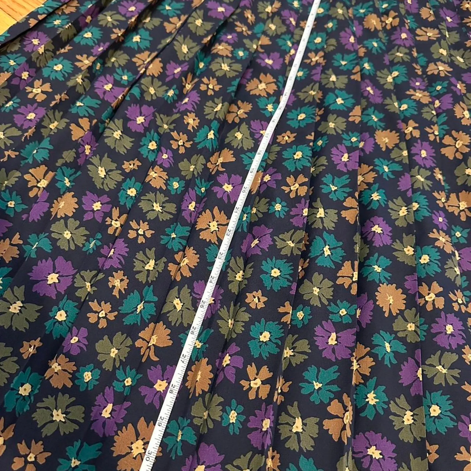 Y2k floral print pleated skirt Black Size 12 - Image 5