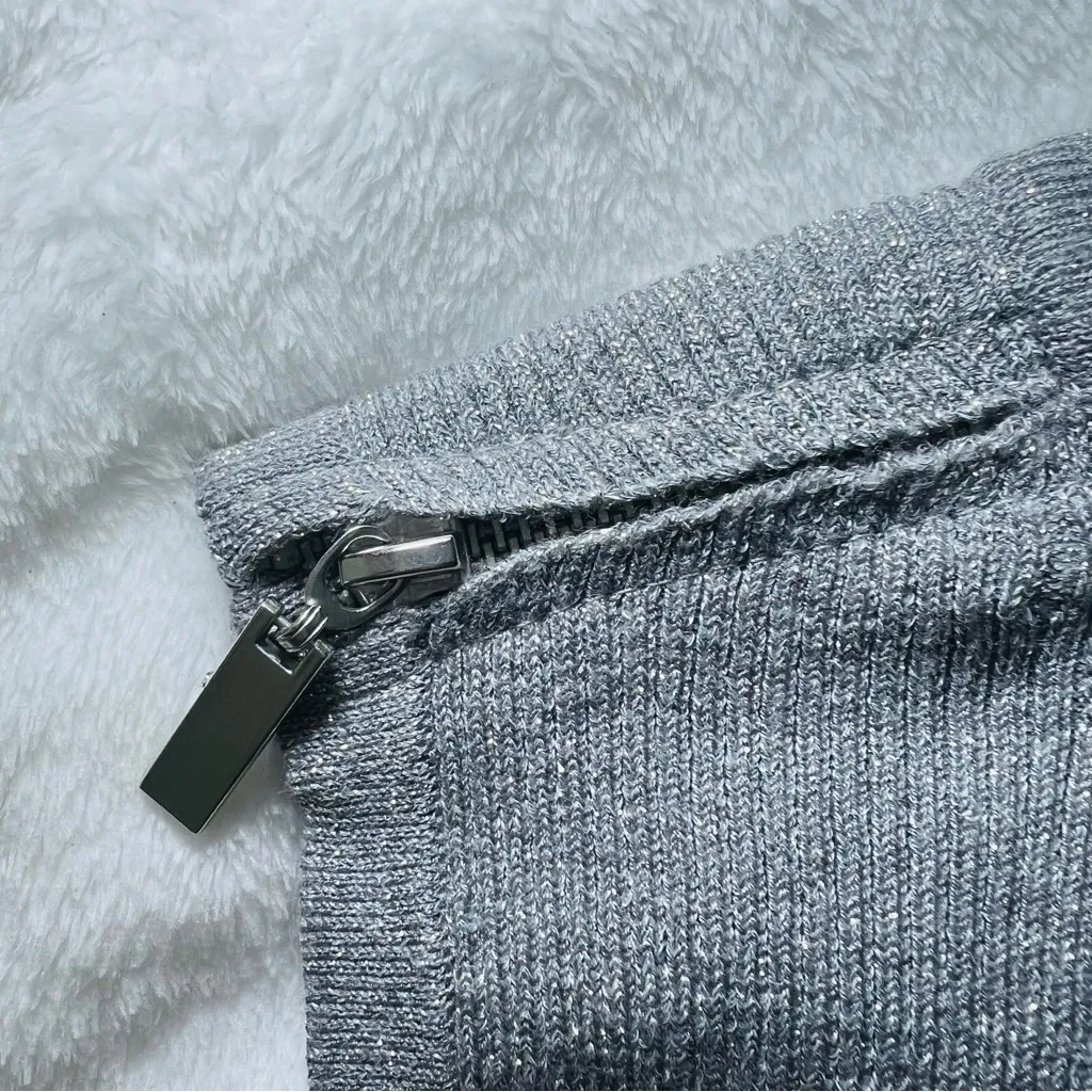 Alfani Women's Zipper-Detail Sleeveless Metallic Knit Gray Silver Top - XS - Image 5