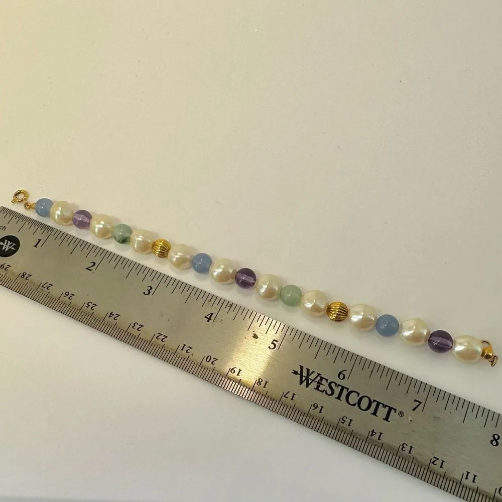 Avon Vintage faux pearl colorful bracelet - Image 7